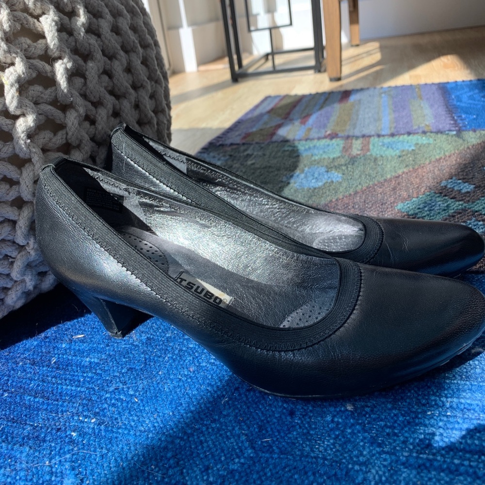 Tsubo black work pumps with nice cushioning